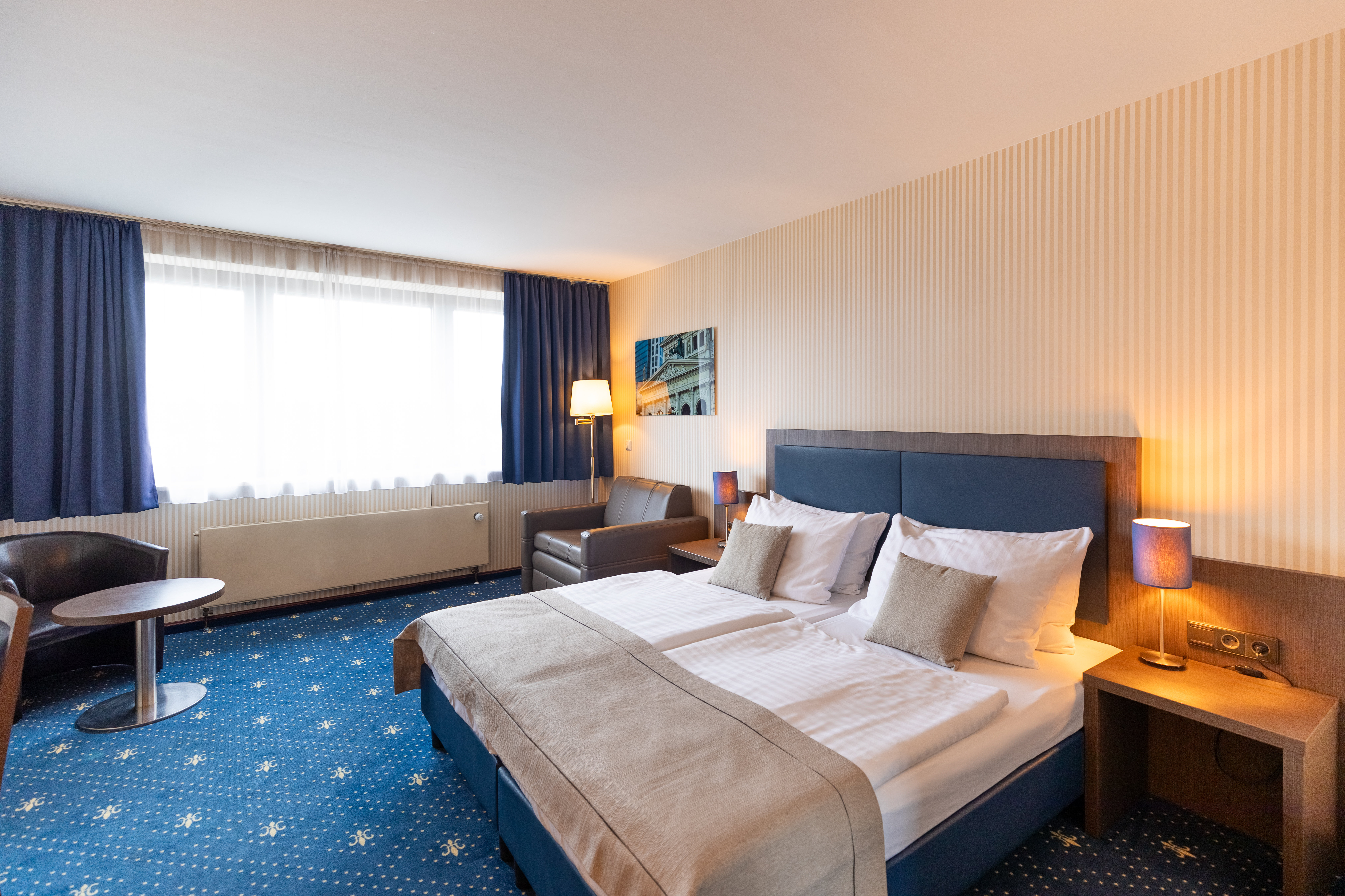Bockenheimer Warte In Frankfurt Am Main Hotels In The Vicinity