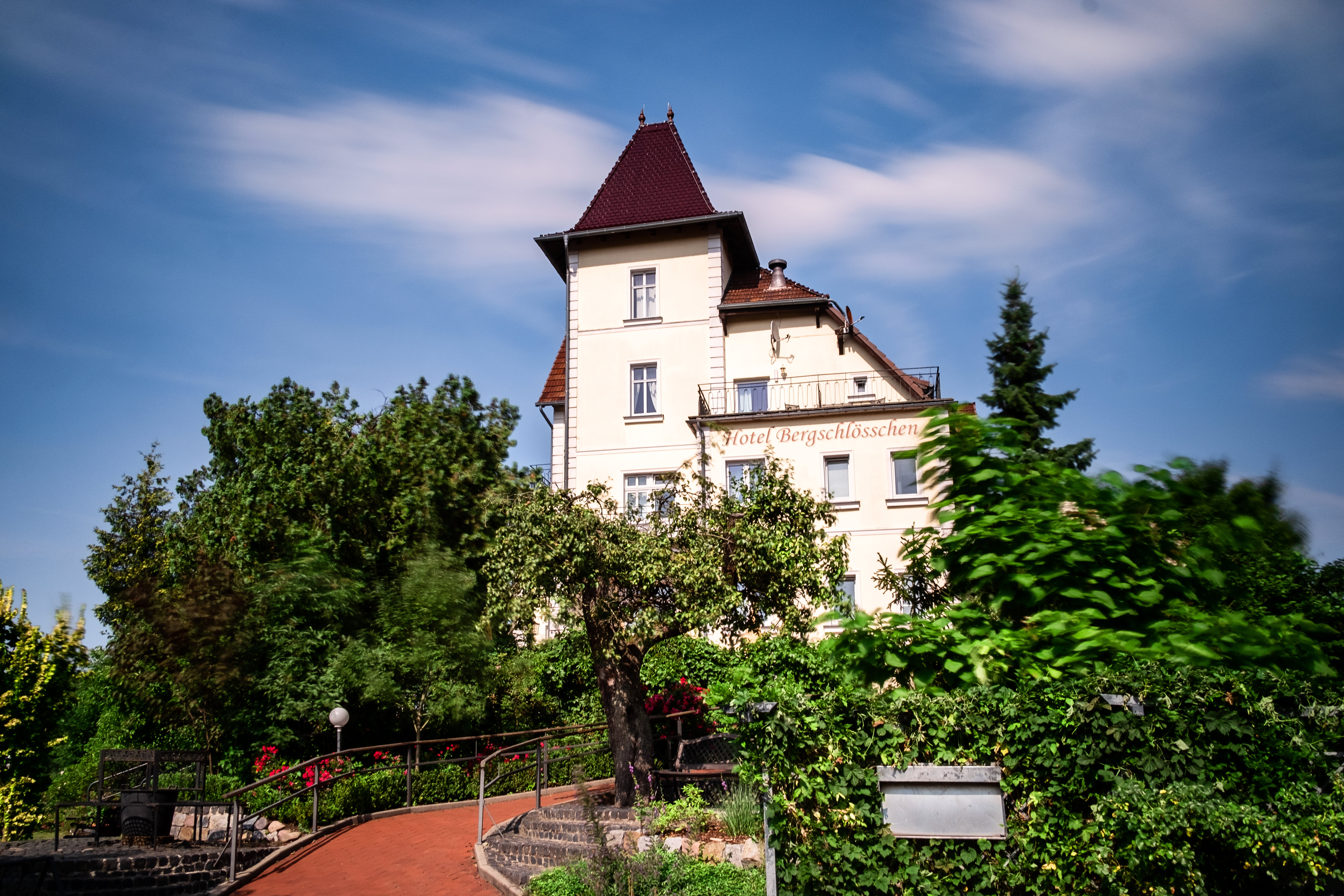 hotel restaurant bergschlosschen in buckow hotel de
