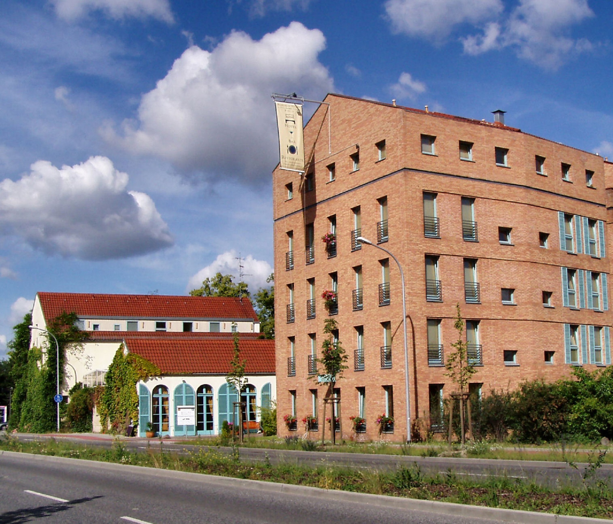 Flughafen Berlin Schonefeld Sxf Top Hotel In Der Nahe Mit Hrs Buchen