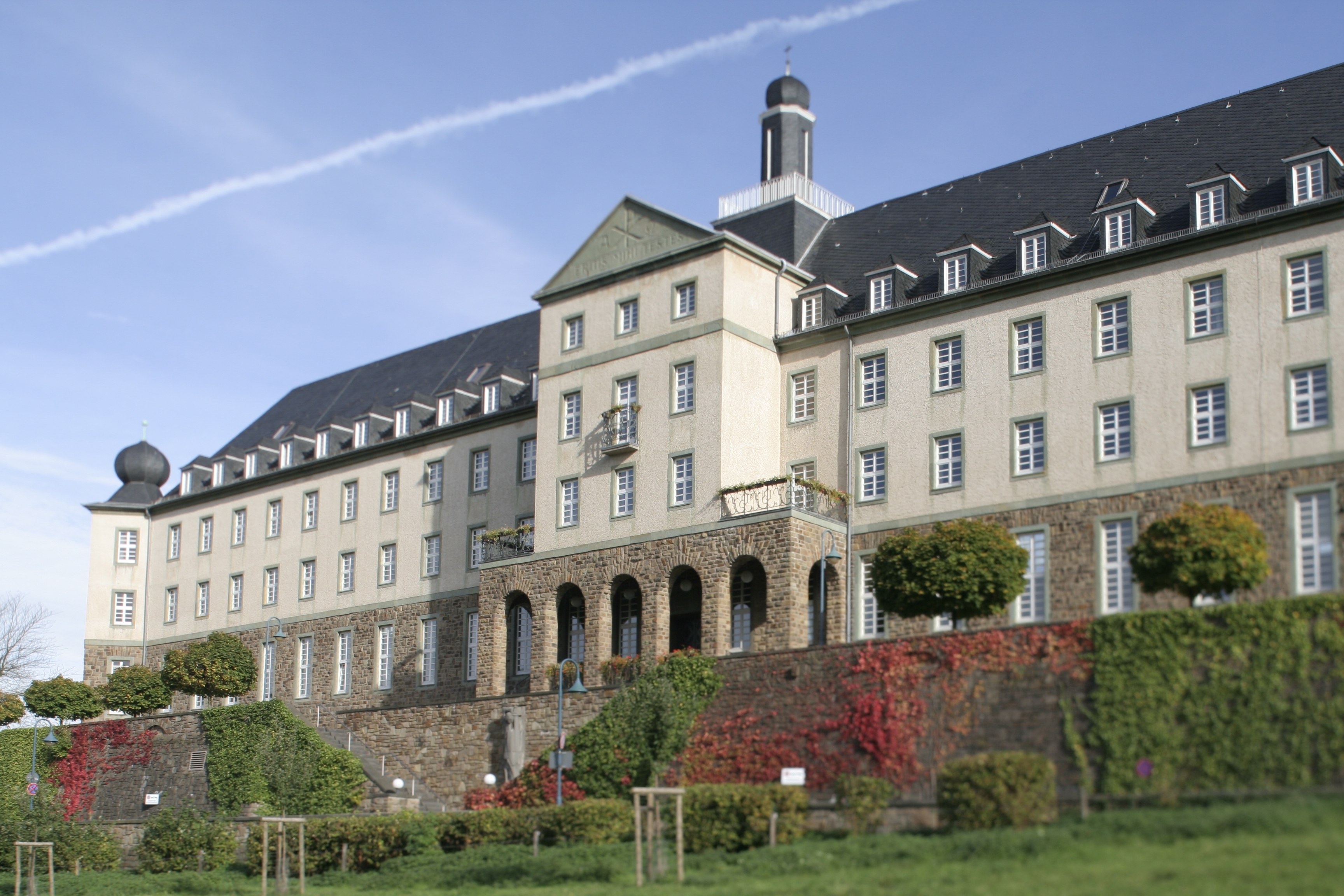 Hotel Kardinal Schulte Haus Bergisch Gladbach Great Prices At Hotel Info