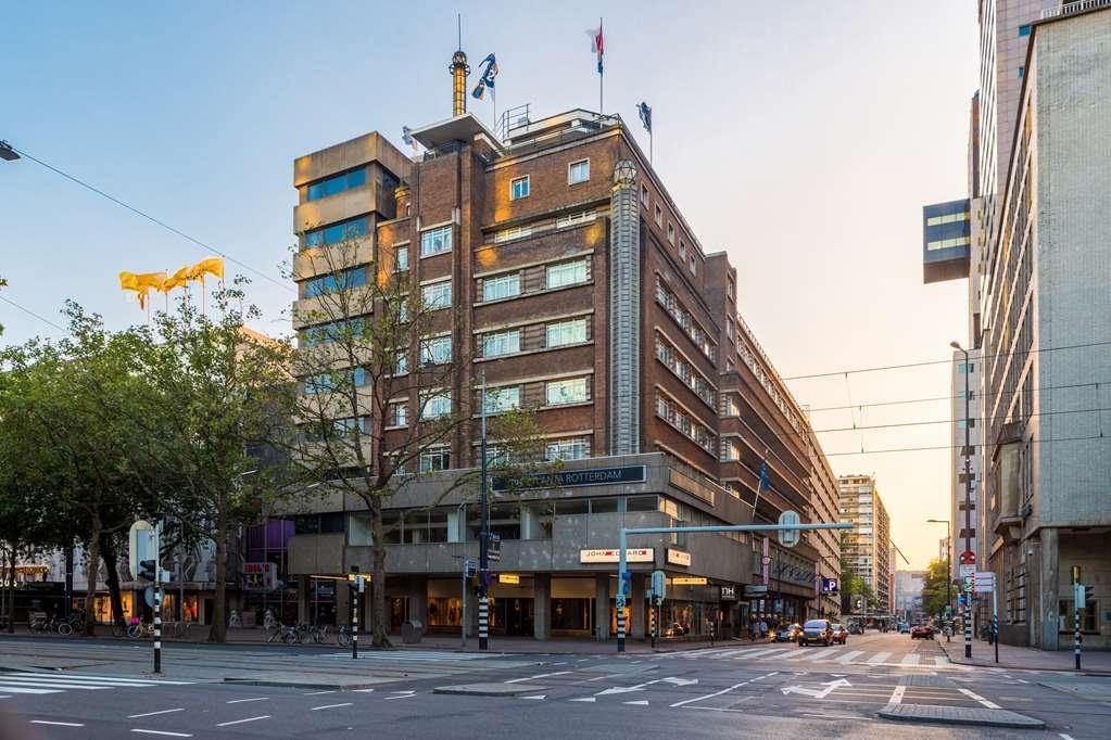 Din A1 Wallpaper Art Strike Biennial