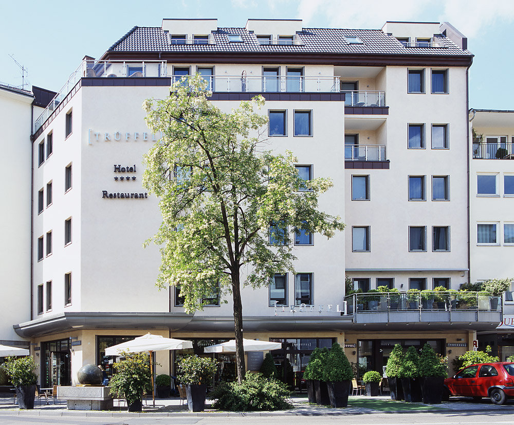 Hotels in Wiesbaden Zentrum günstig buchen - HOTEL DE