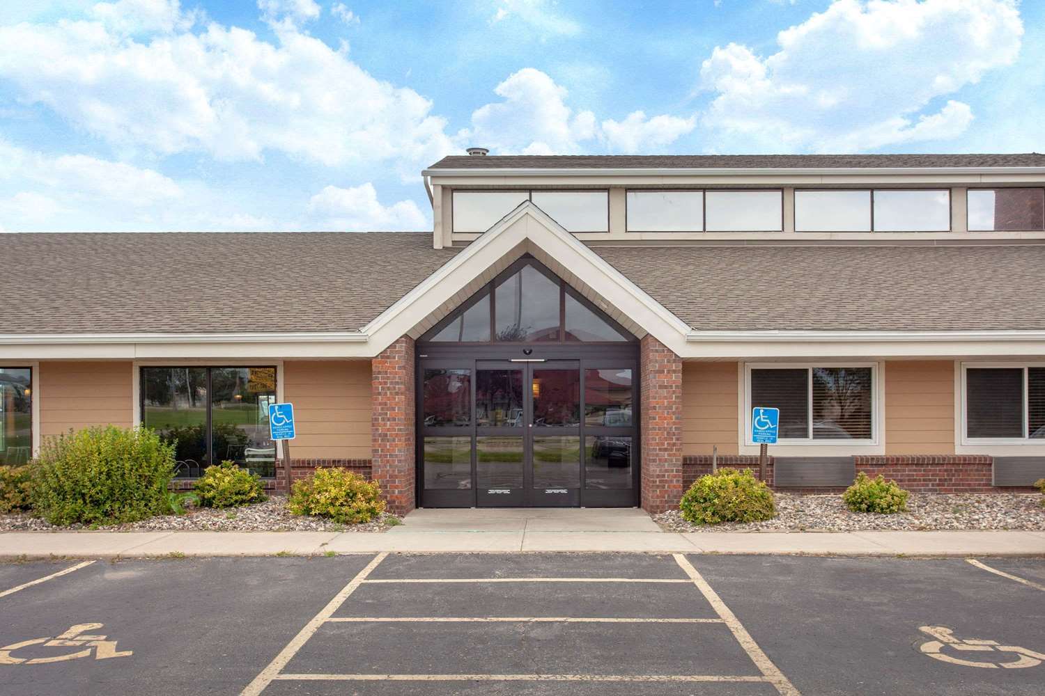 Hotels In Willmar Minnesota