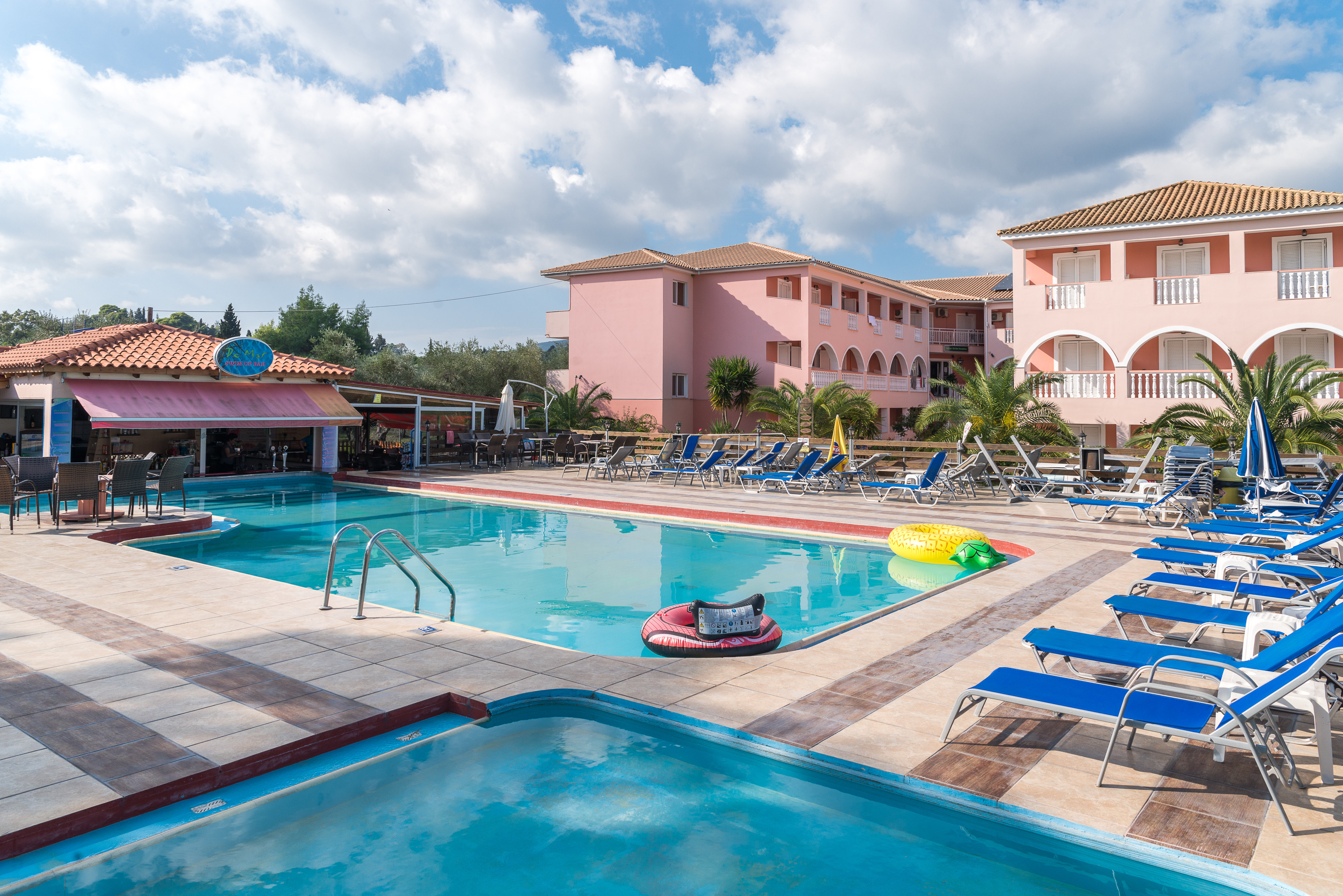 Savvas demar hotel zante