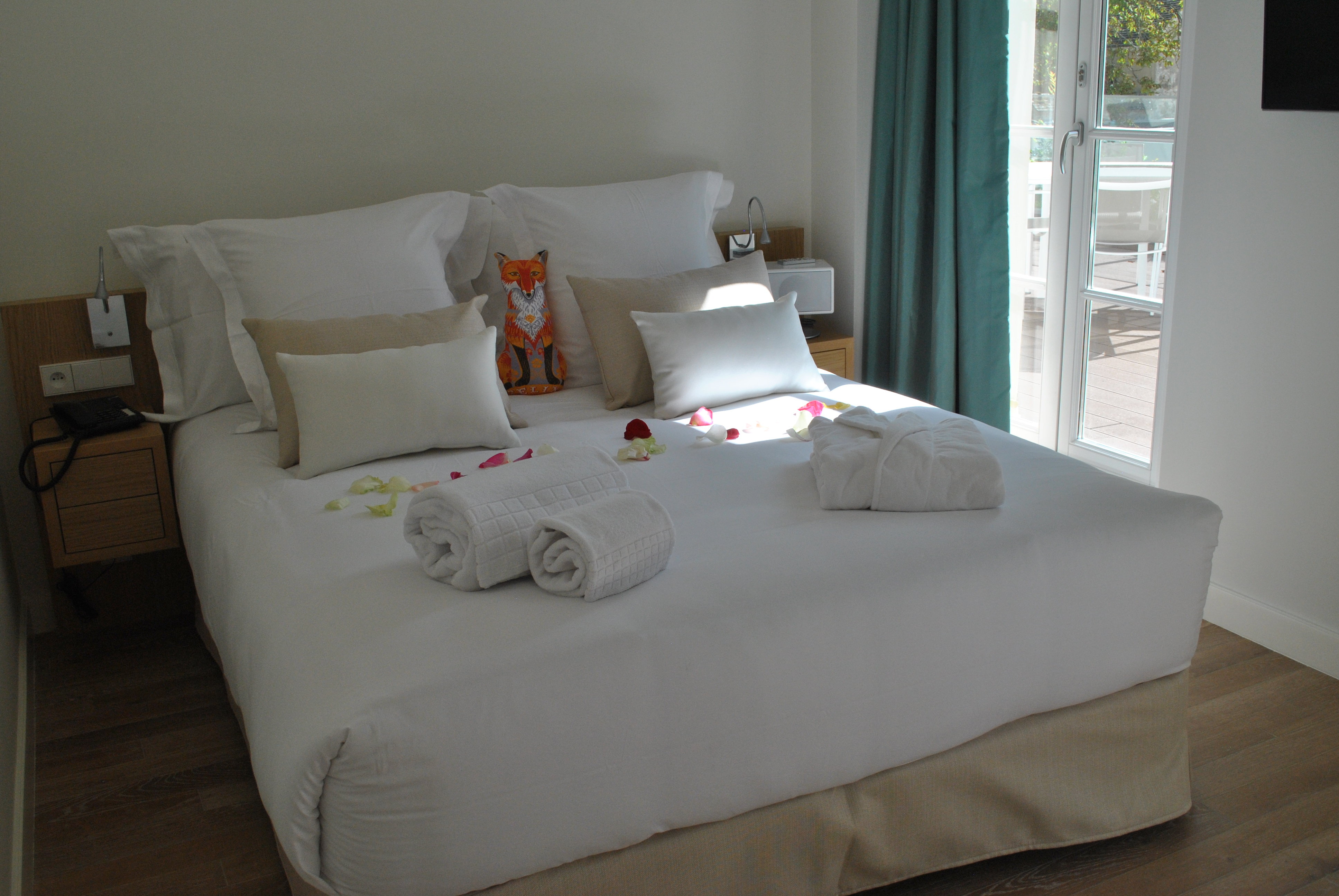 hotel la demeure du parc fontainebleau great prices at hotel info