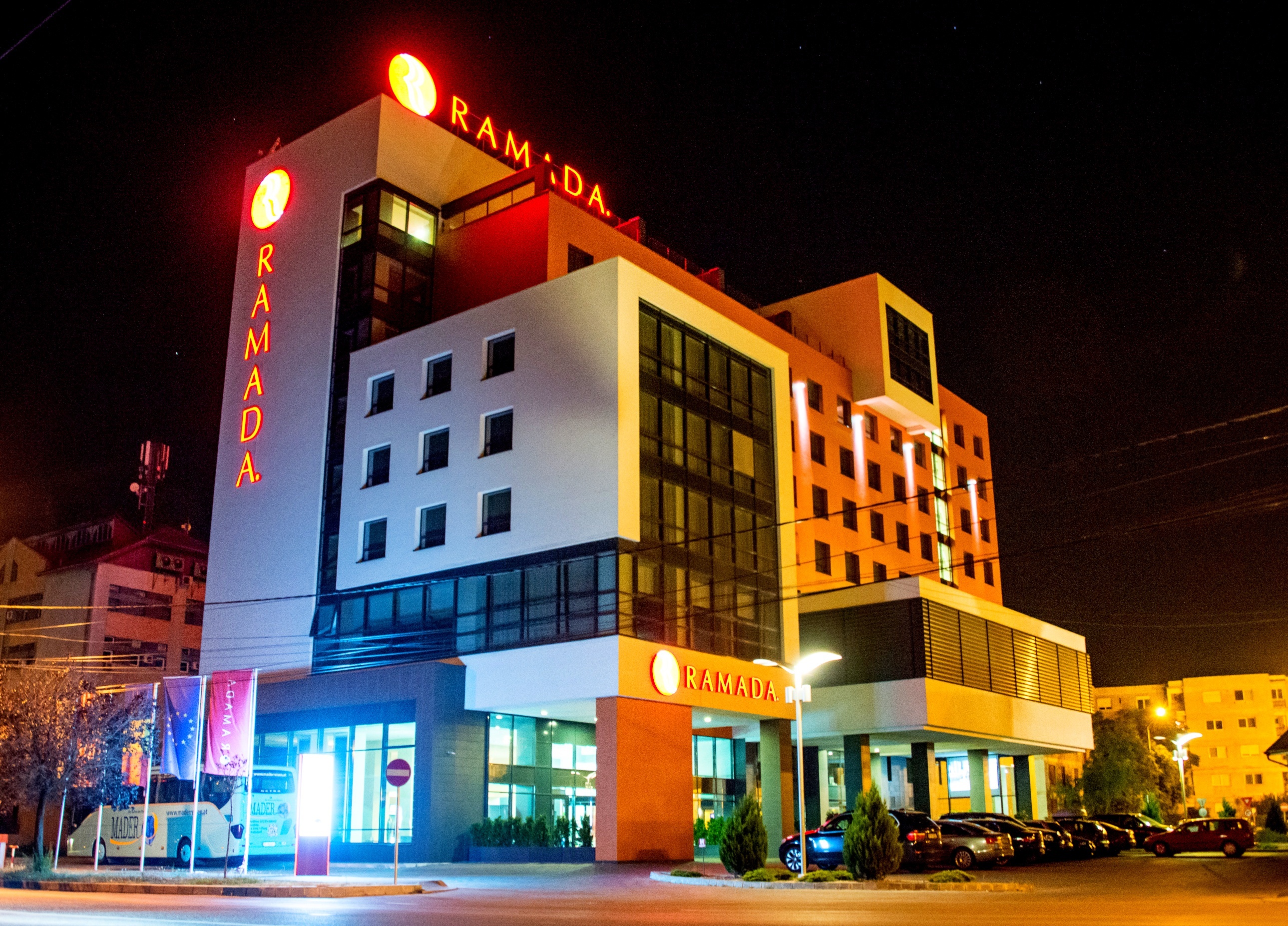 Hotel Ramada By Wyndham Oradea Great Prices At Hotel Info