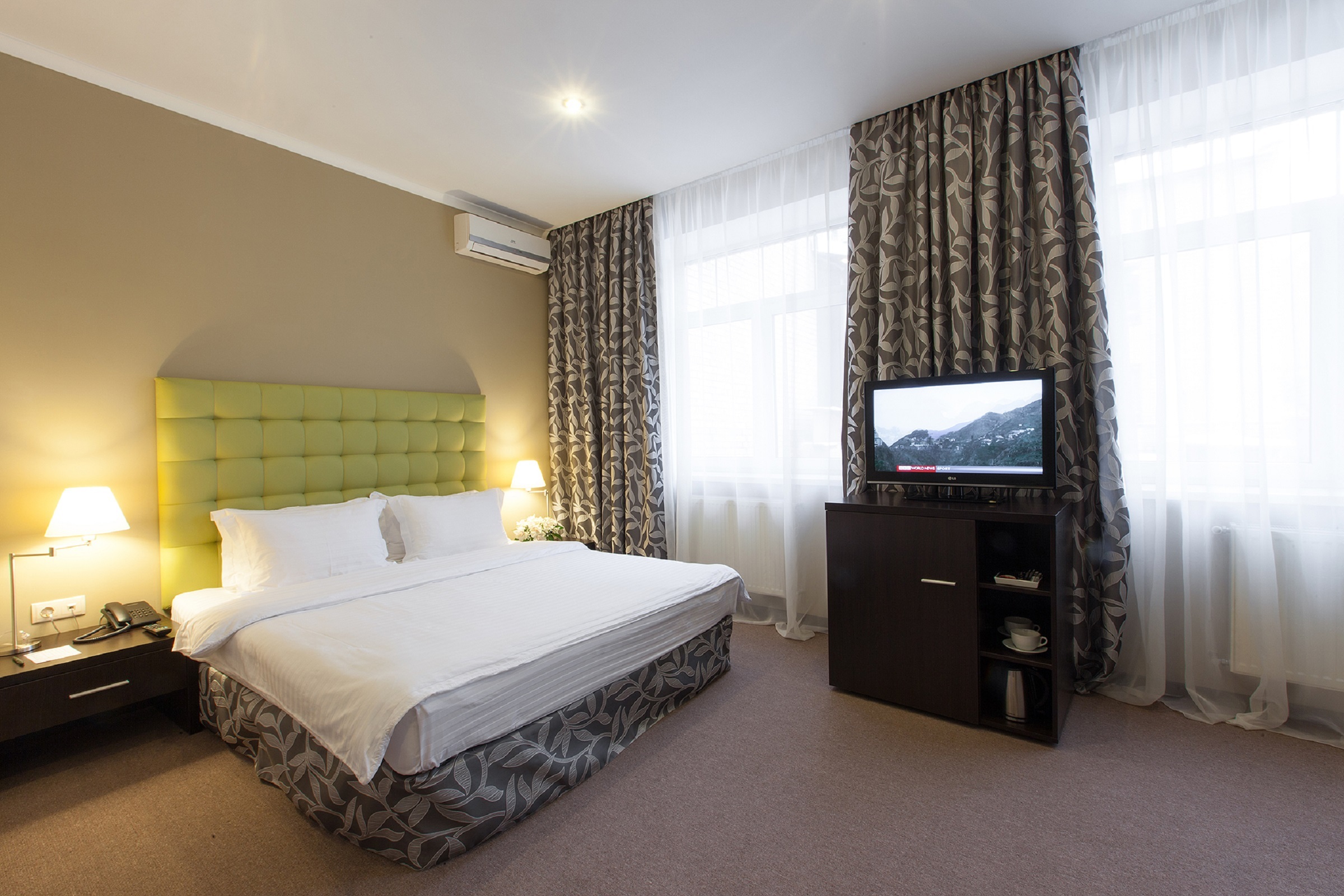 Hotels In Kiew Zentrum Gunstig Buchen Hotel De