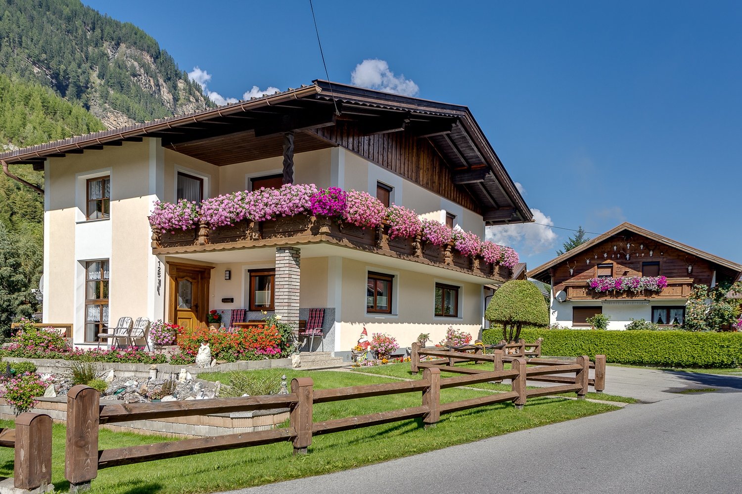 Book Hotels In Langenfeld For A Good Price Austria