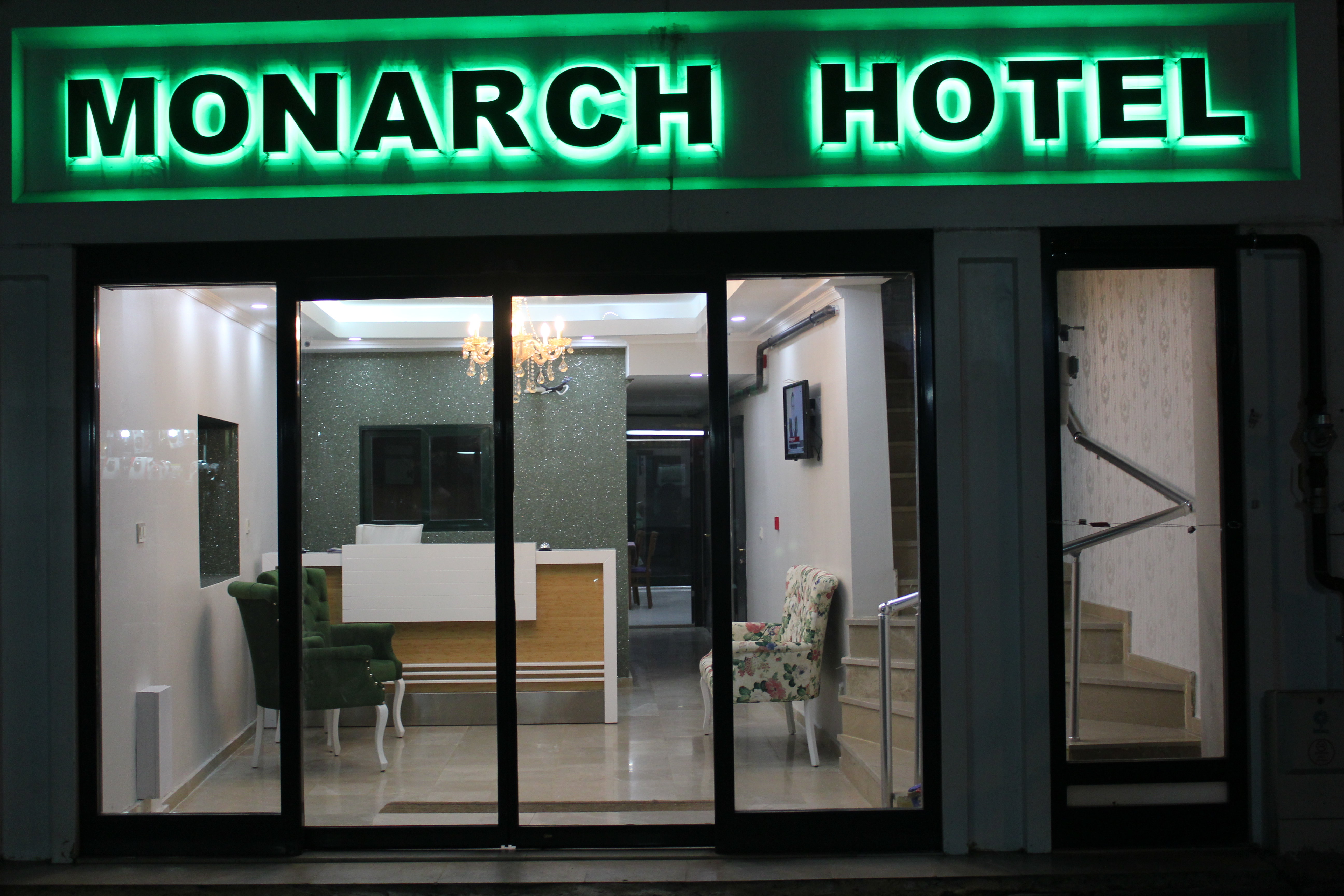 Monarch Hotel In Istanbul Great Prices At Hotel Info