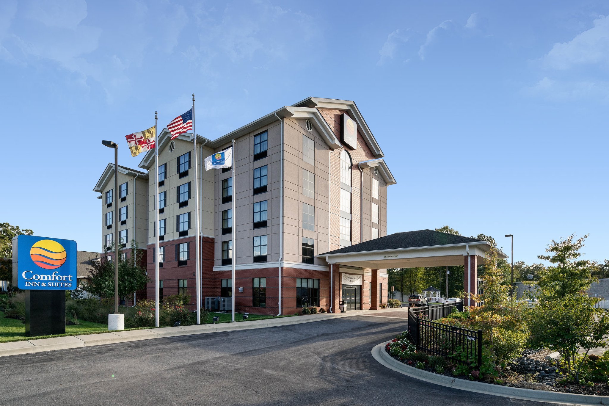 Comfort Inn And Suites Lexington Park Great Prices At Hotel Info