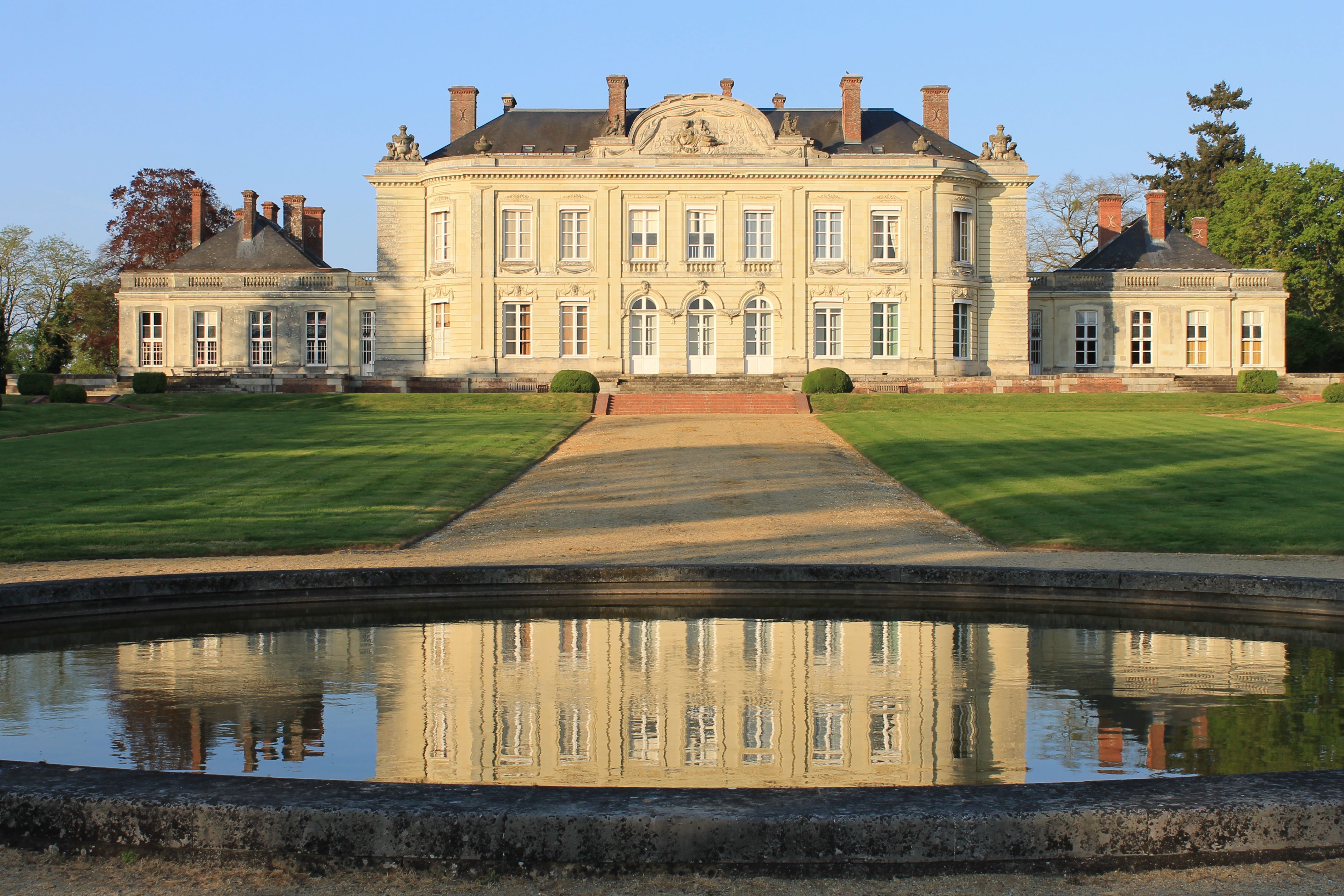 Hotel Chateau De Craon Chambres D Hotes Great Prices At Hotel Info